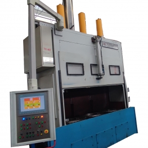 CCY-3D-300型齒輪淬火壓床